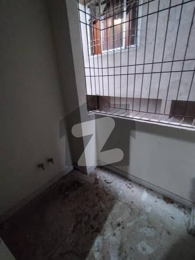 FLAT FOR SALE IN GULSHN-E-MAYMAR