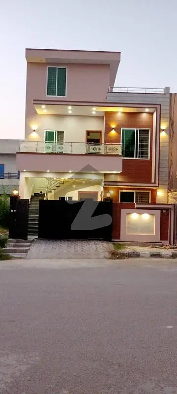 Block A Major Road Size 5 Marla House Available For Sale