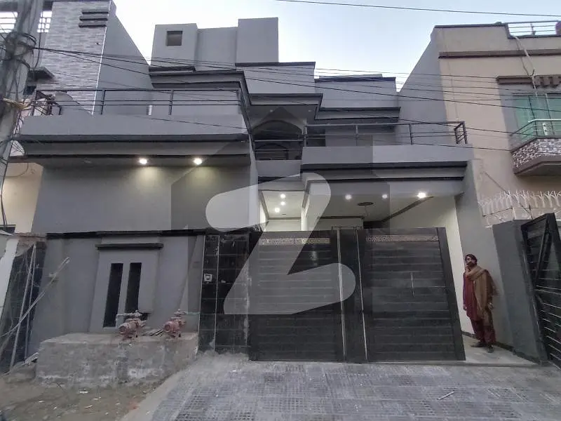 5 Marla Triple Story House available for Sale - Ghalib City Faisalabad