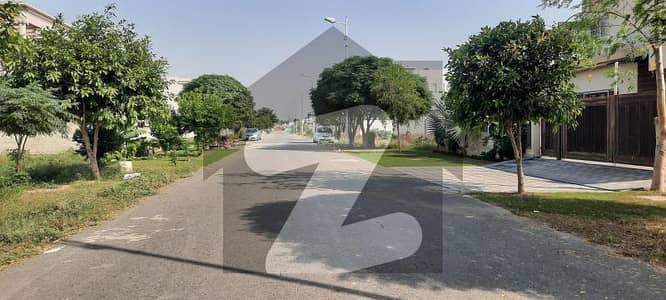 1 Kanal Corner Plot On 70 Ft Road For Sale In DHA Phase 8 Block V Ideal Deal