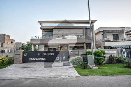 ڈی ایچ اے فیز 2 ڈیفنس (ڈی ایچ اے),لاہور میں 5 کمروں کا 1 کنال مکان 5.65 کروڑ میں برائے فروخت۔