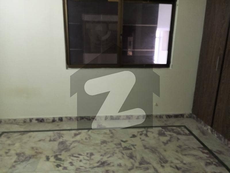 Beautiful Commercial Floor Apartment Avaliable For Rent