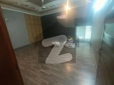 1 KANAL HOUSE FOR RENT FOR OFFICE USE