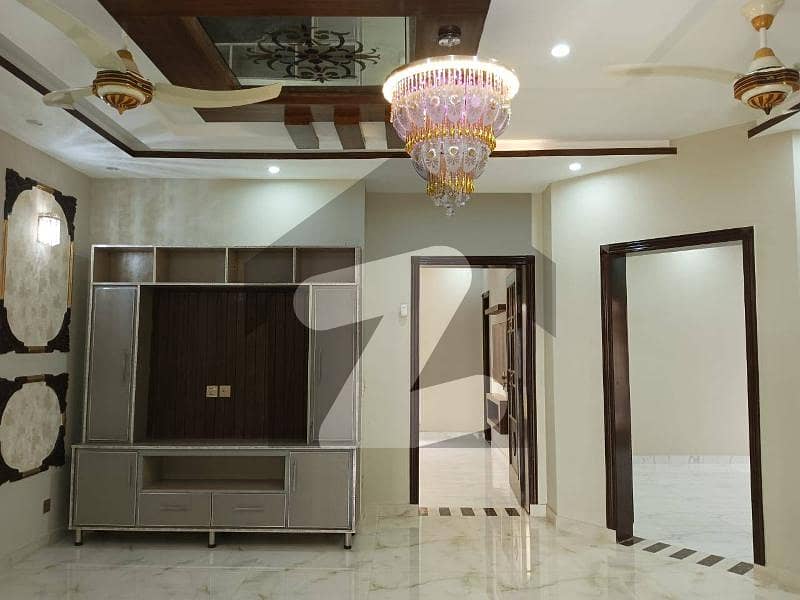 10 Marla Brand New Upper Portion Lower Lock Available For Rent In Bahria Town Lahore.