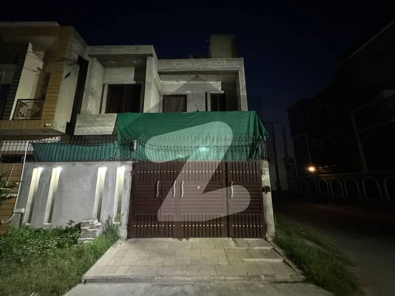 الرحمان گارڈن فیز 2 الرحمان گارڈن,لاہور میں 2 کمروں کا 5 مرلہ مکان 1.2 کروڑ میں برائے فروخت۔