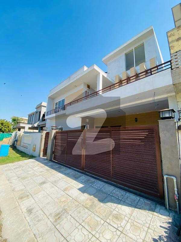 BRAND NEW 10 MARLA HOUSE FOR RENT DHA ISLMBAD