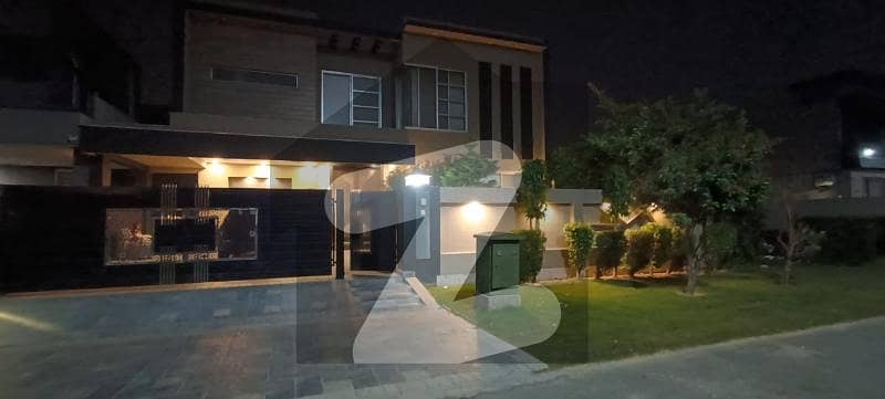 ڈی ایچ اے فیز 5 ڈیفنس (ڈی ایچ اے),لاہور میں 7 کمروں کا 1 کنال مکان 8.5 کروڑ میں برائے فروخت۔