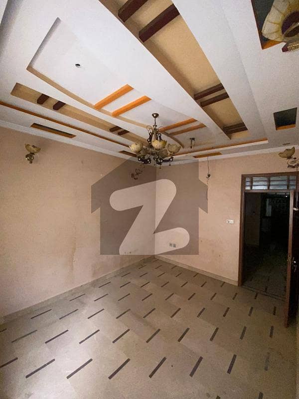 سعدی ٹاؤن سکیم 33,کراچی میں 4 کمروں کا 5 مرلہ مکان 50.0 ہزار میں کرایہ پر دستیاب ہے۔
