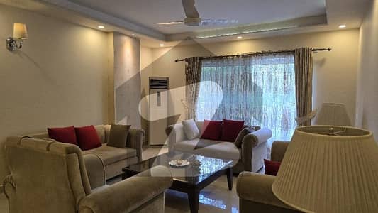 RENOVATED FURNISHED 3 BED ROOMS LUXURIOUS APARTMENT FOR RENT