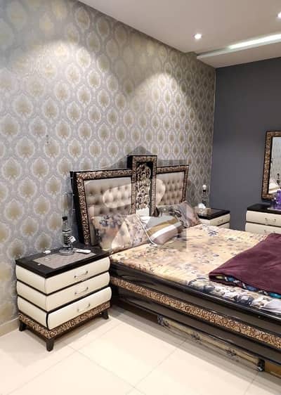 پی آئی اے ہاؤسنگ سکیم لاہور میں 7 کمروں کا 1 کنال مکان 7.0 کروڑ میں برائے فروخت۔