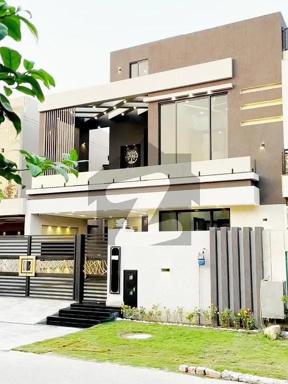 10 Marla Luxury Modern Design Brand New House For Sale