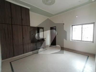 Prominently-Located 10 Marla House Available In Allama Iqbal Town