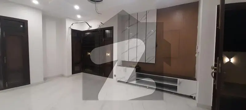 Brand New Portion Available For Rent Moderately Designed 600 Square Yards 4 Bed Drawing Dining With Study Room And Powder Washroom At Muhammad Ali Society, NEAR Karsaz ROAD Is Available For Rent
