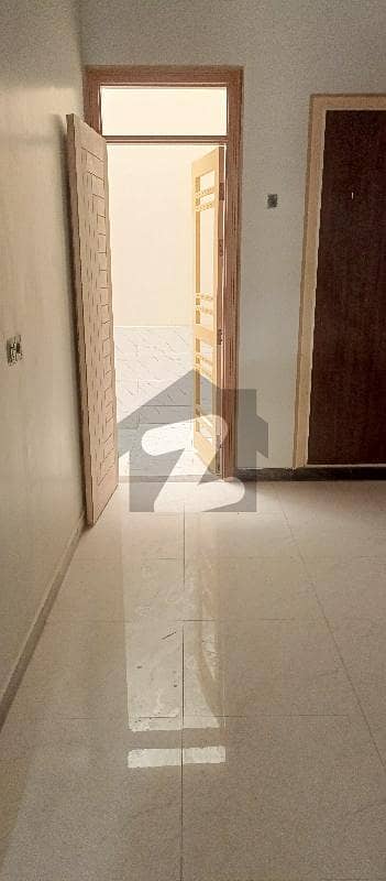 سکیم 33 کراچی میں 3 کمروں کا 7 مرلہ بالائی پورشن 90.0 لاکھ میں برائے فروخت۔