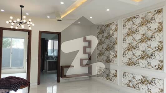 480 Square Feet Flat In Bahria Town - Sector C Best Option
