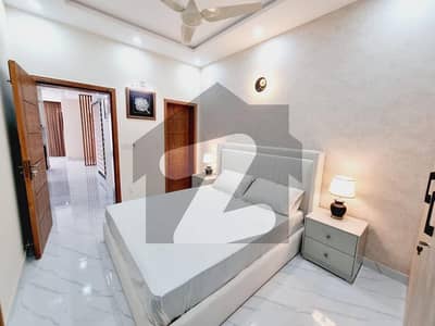 بحریہ ٹاؤن سیکٹر سی بحریہ ٹاؤن,لاہور میں 1 کمرے کا 1 مرلہ فلیٹ 37.5 لاکھ میں برائے فروخت۔