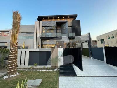 10 MARLA HOUSE FOR SALE IN DHA PHASE 6