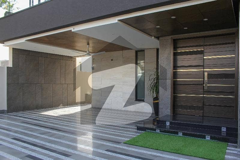 1 Kanal Brand New Super Luxury Ultra Modern Design House For sale