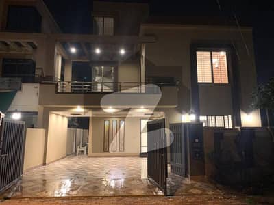 Brand New 10 Marla House With Basement For Rent In Low Budget In Bahria Town Lahore Ghaznavi Ext Block
