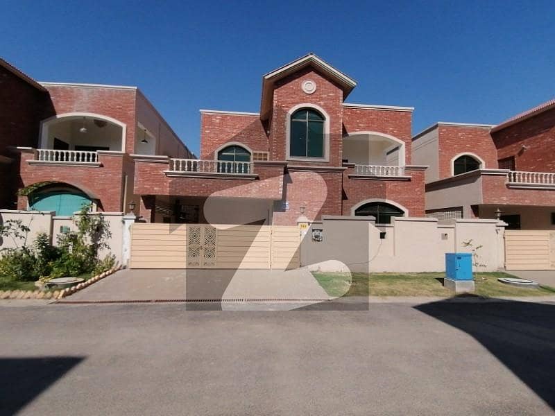 Reserve A Centrally Located House Of 10 Marla In Askari 3