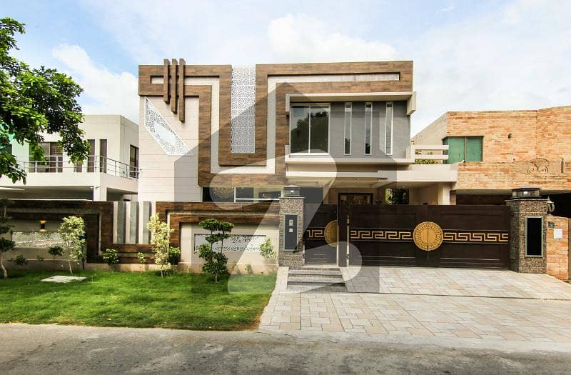 1 Kanal Most Beautifull Modern Bungalow For Rent In Dha Phase 3 Near To Park