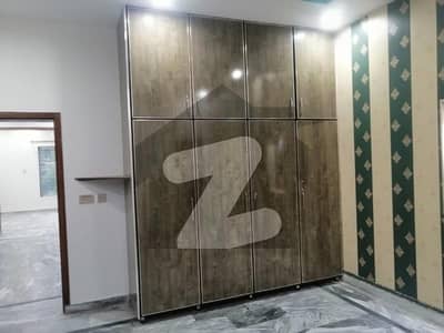 1 KANAL BRAND NEW TYPE FULL HOUSE AVAILABLE FOR RENT IN PU PHASE2