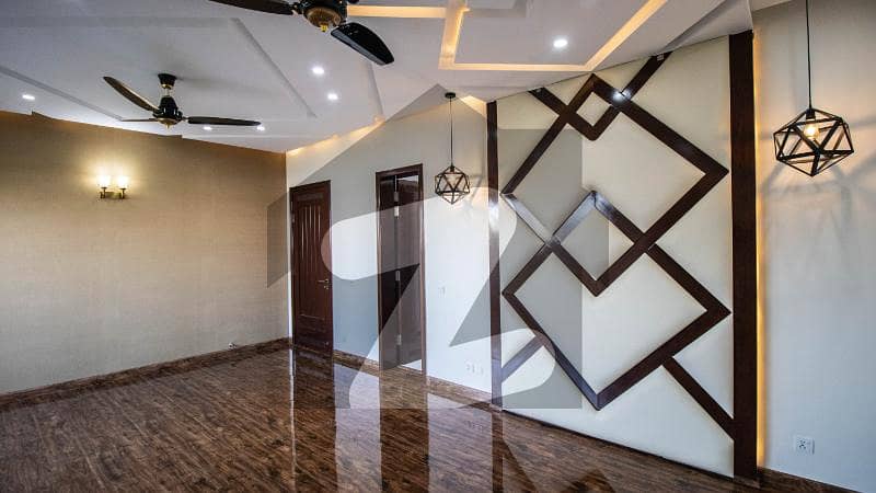1 Kanal Upper Portion For Rent At Hot Location Near To Park & Commercial