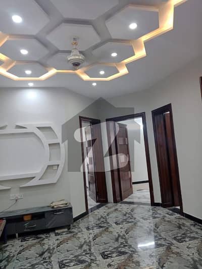 umer blok 7 marla brand new house for rent