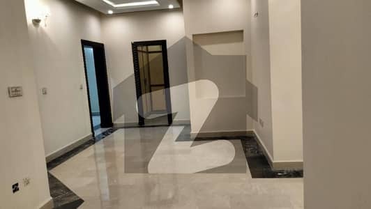 5 Marla Spacious House Available In Bahria Town - Sector F For rent