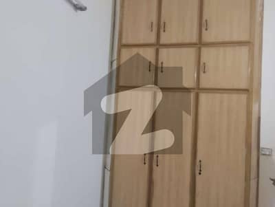 5 Marla upper portion for rent in sabzazar scheme In Hot location