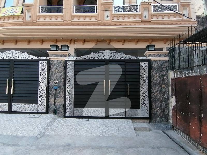 Unoccupied House Of 6 Marla Is Available For sale In Islamia Park