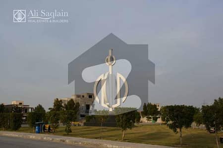 Corner Side 8 Marla Facing Eiffel Tower Commercial Plot For Sale In Bahria Town