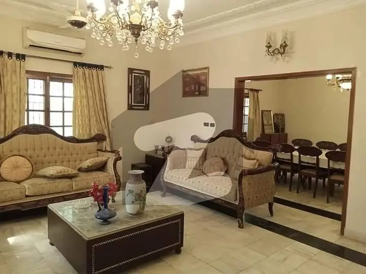 1000 Yard Luxurious 5-Bedroom Bungalow For Rent In DHA Phase 5: Spacious, Well-Maintained, And Affordable!