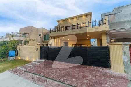 Spacious 14 Marla House for sale