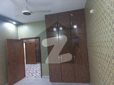 سمن آباد لاہور میں 4 کمروں کا 5 مرلہ مکان 2.15 کروڑ میں برائے فروخت۔