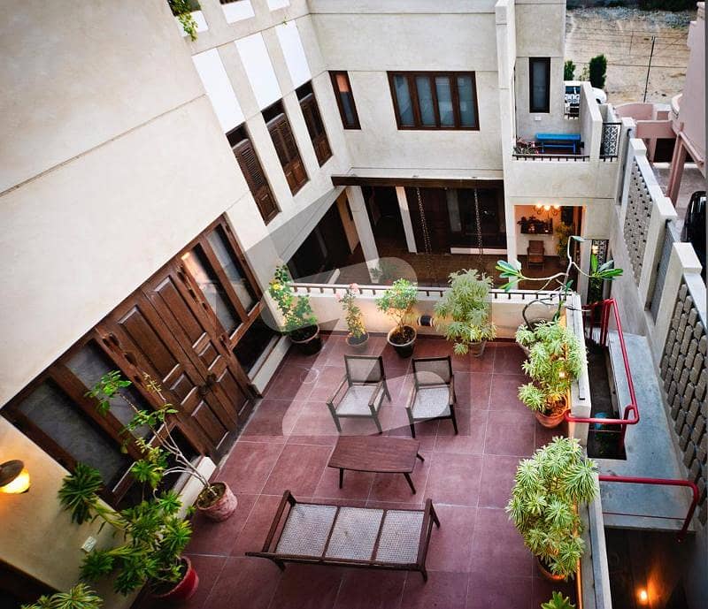 ڈی ایچ اے فیز 6 ڈی ایچ اے ڈیفینس,کراچی میں 5 کمروں کا 1 کنال مکان 4.75 لاکھ میں کرایہ پر دستیاب ہے۔