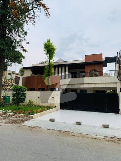 F-7 Fully Furnished House For Rent