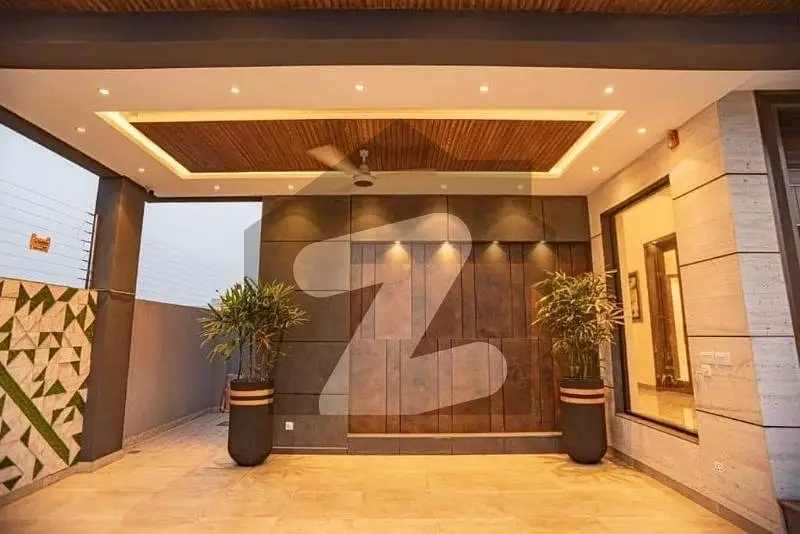 1 KANAL ULTRA MODERN FULLY FURNISHED HOUSE AVAILABLE FOR SALE IN DHA PHASE 7