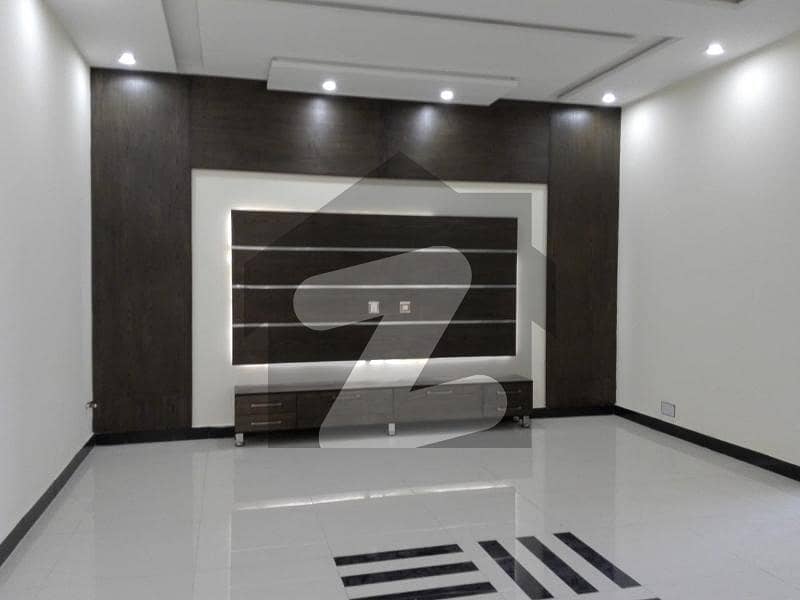 8 Marla Upper Portion In E-11 For rent