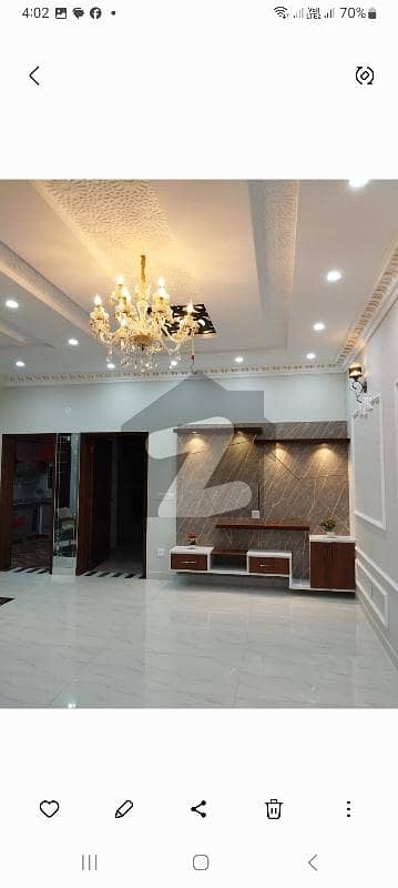 5 MARLA LAVISH USED HOUSE WITH GAS AVAILABLE IN DHA RAHABAR SECTOR 2 LAHORE