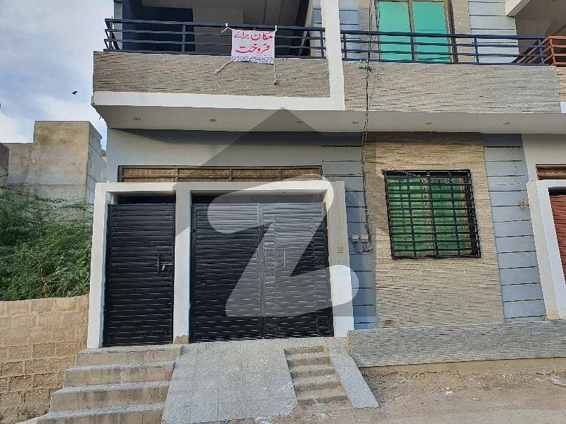 سکیم 33 کراچی میں 4 کمروں کا 5 مرلہ مکان 1.5 کروڑ میں برائے فروخت۔