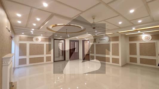 A Prime Location 1 Kanal House Located In DHA Phase 4 Is Available For Rent