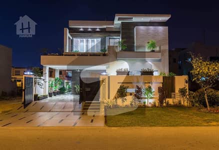 10 MARLA TOP OF LINE MODERN DESIGN BRAND NEW HOUSE FOR SALE