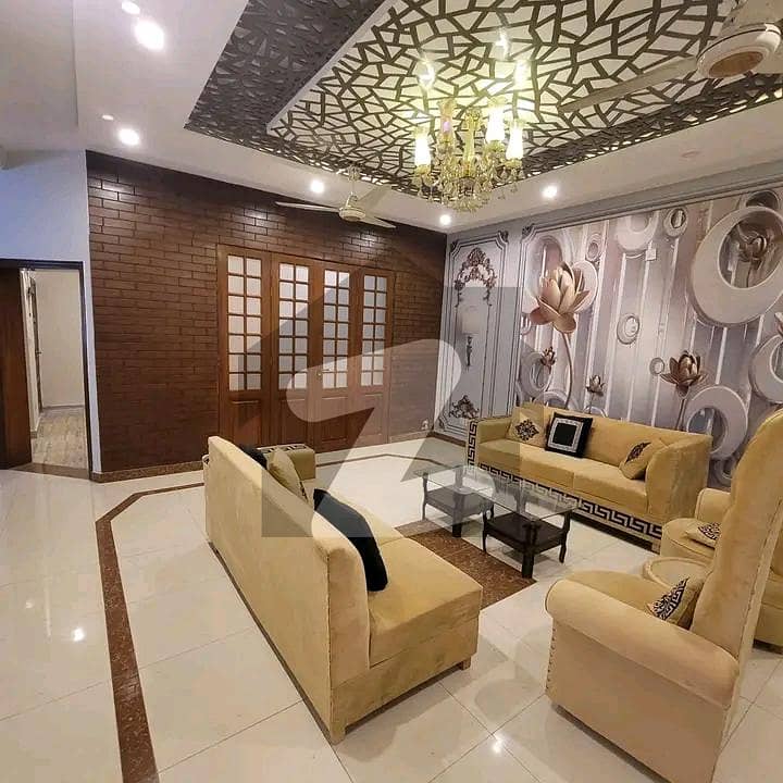 Well-constructed House Available For sale In Bahria Town Phase 8