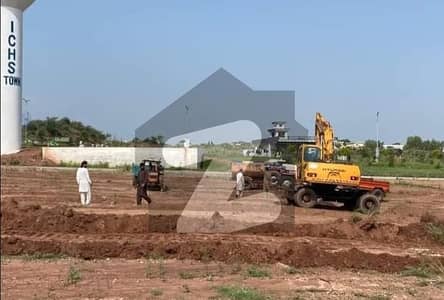 آئی سی ایچ ایس ٹاون ۔ فیز 1 اسلام آباد کوآپریٹو ہاؤسنگ,فتح جنگ روڈ,اسلام آباد میں 7 مرلہ پلاٹ فائل 2.2 لاکھ میں برائے فروخت۔