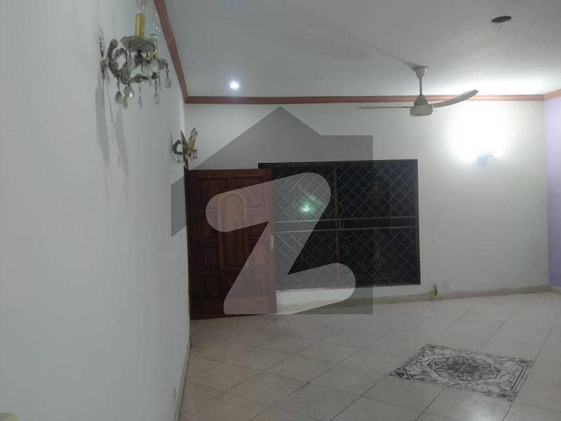 ڈیوائن گارڈنز لاہور میں 3 کمروں کا 5 مرلہ مکان 2.2 کروڑ میں برائے فروخت۔