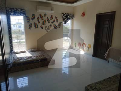 DHA 1 Kanal Upper Portion Available For Rent in Phase 8 Ex Park View | Reasonable Demand
