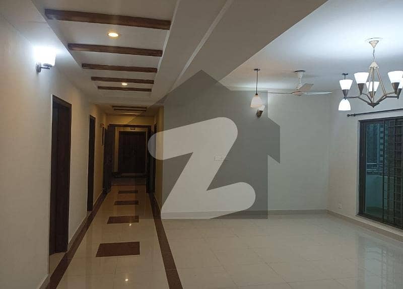 10 Marla 3 bed Apartment is Available for Rent in askari 11 Lahore.