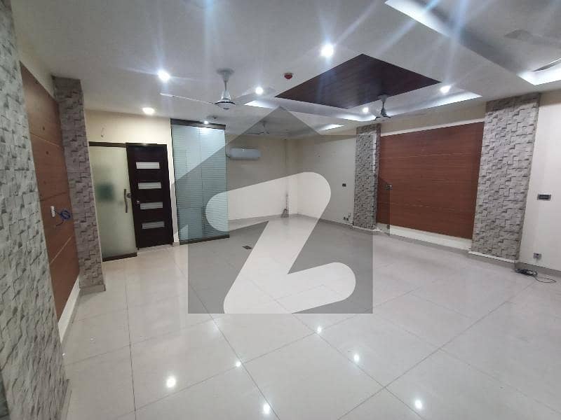 4 Marla Floor Available For Rent In DHA Phase 5