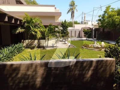 Luxury 5 Bedroom Bungalow for Rent in DHA Phase 1 in Just 2.5 Lacs